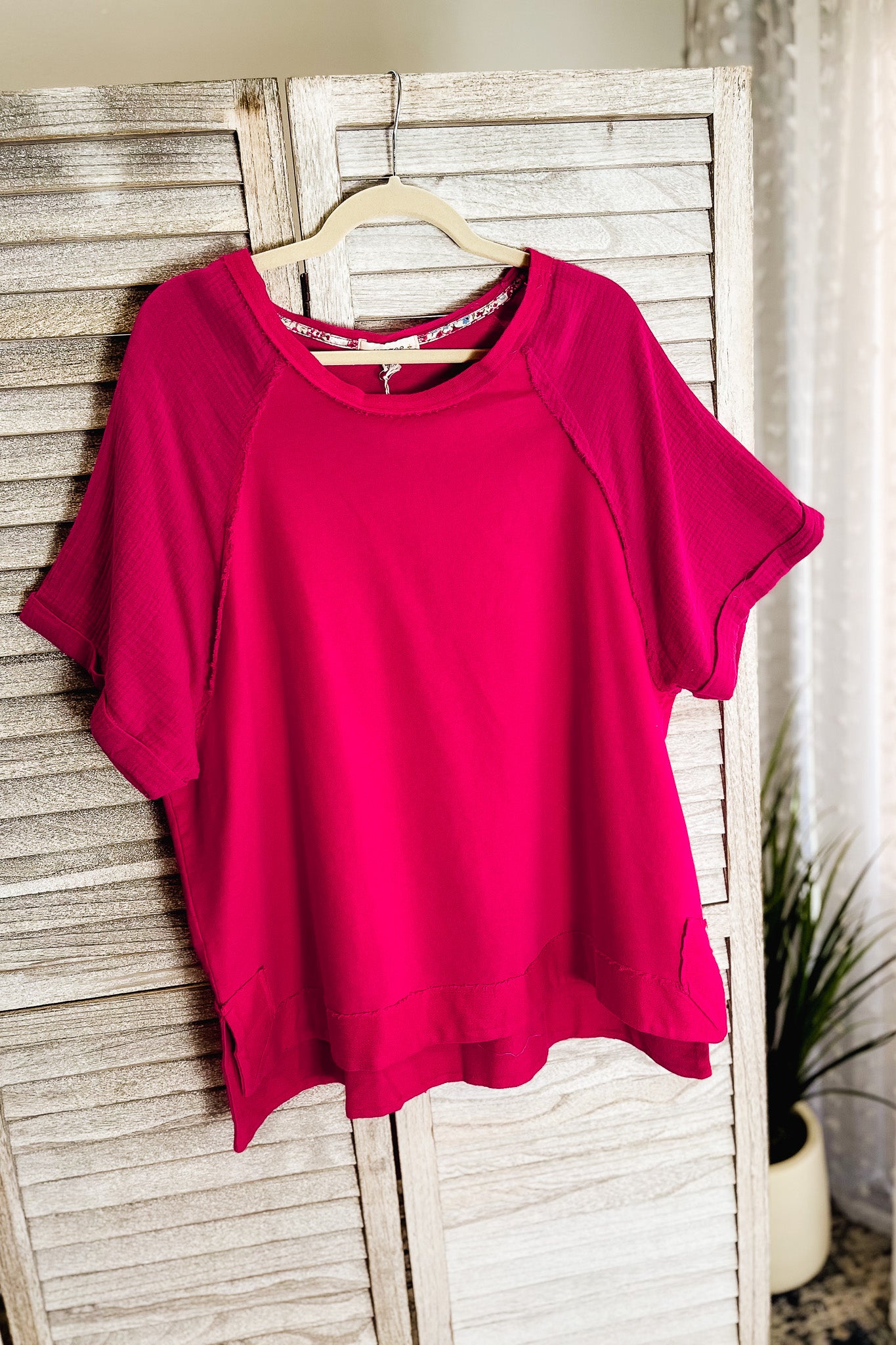 A relaxed-fitting gauze top for curvy women plus size hot pink
