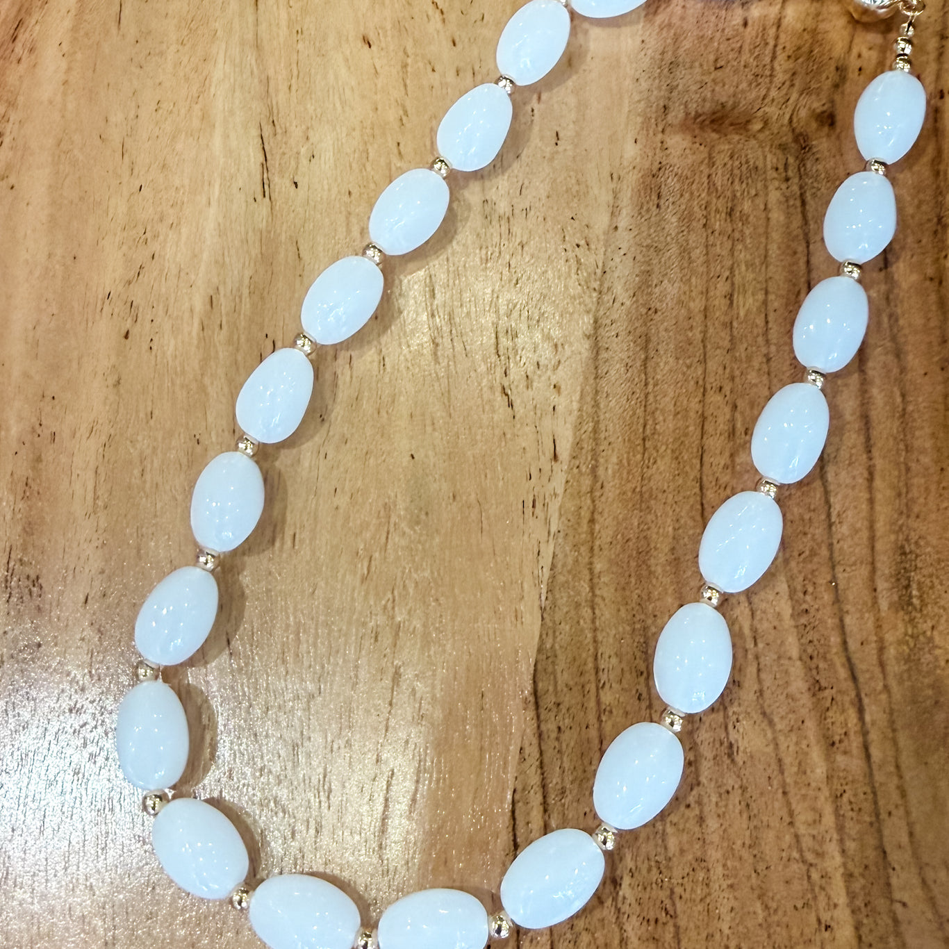 Acrylic Oval Beaded Necklace