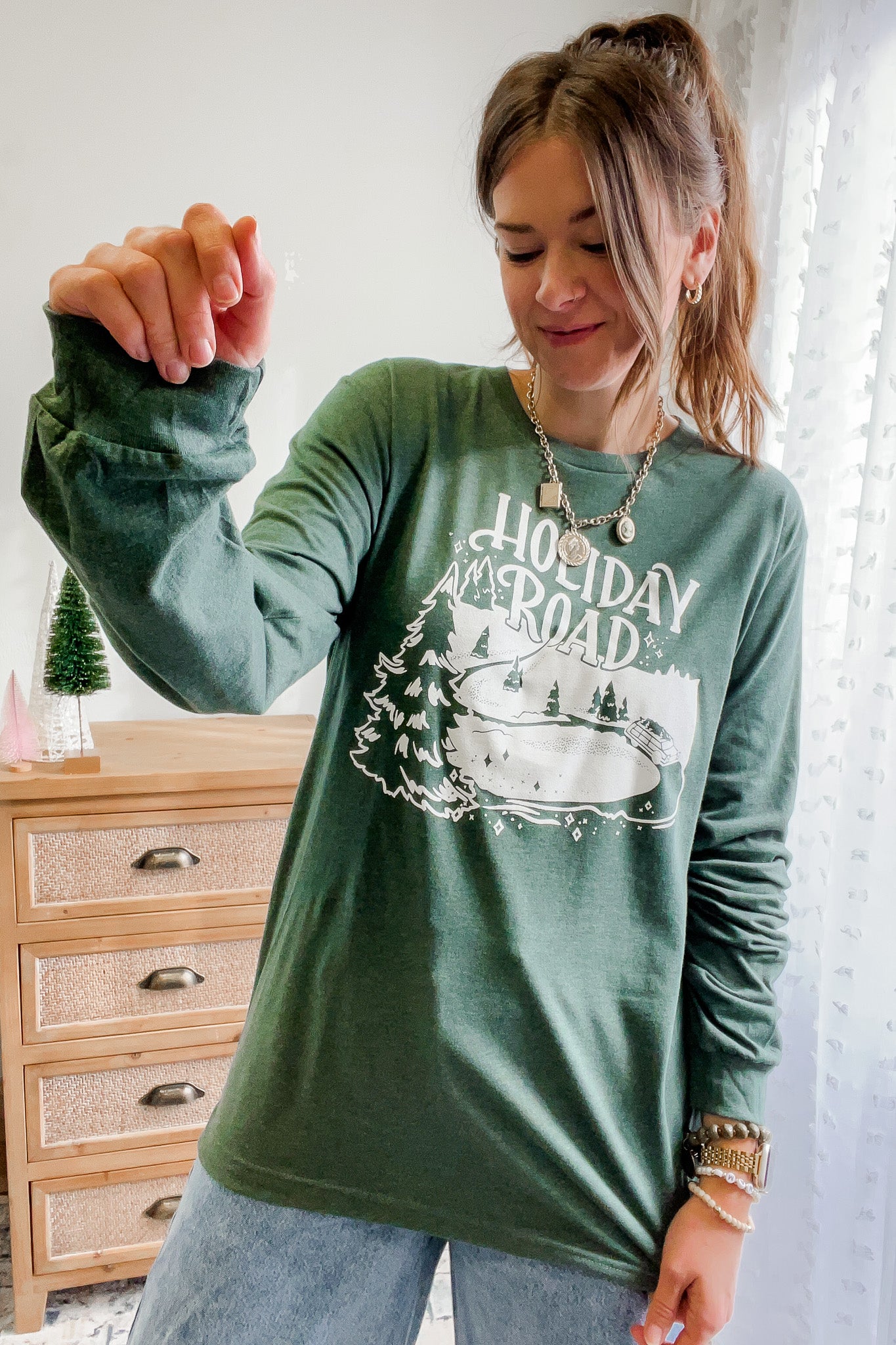 womens holiday road graphic tee christmas snow green long sleeve