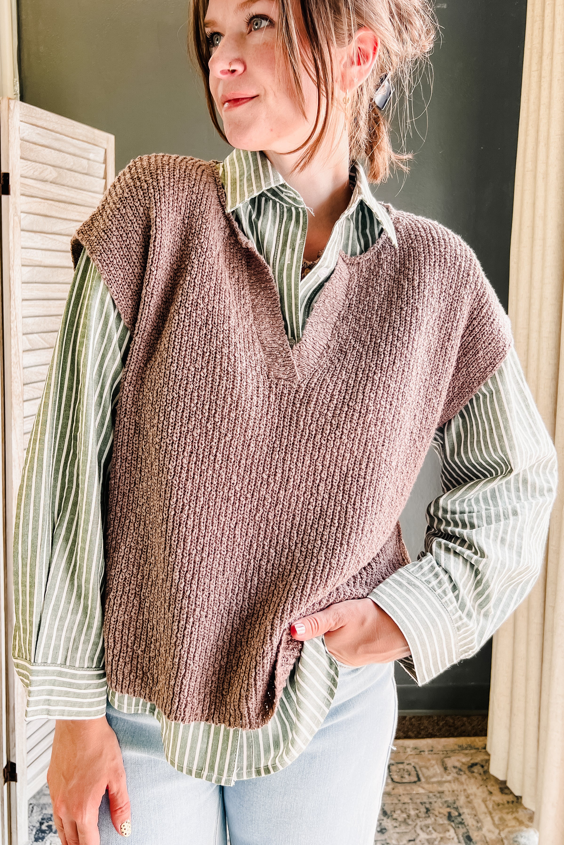 Slub knit brown sleeveless sweater top for women