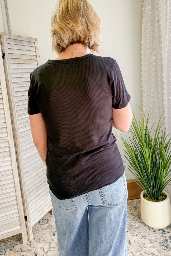 Ribbed Curved Hem Tee