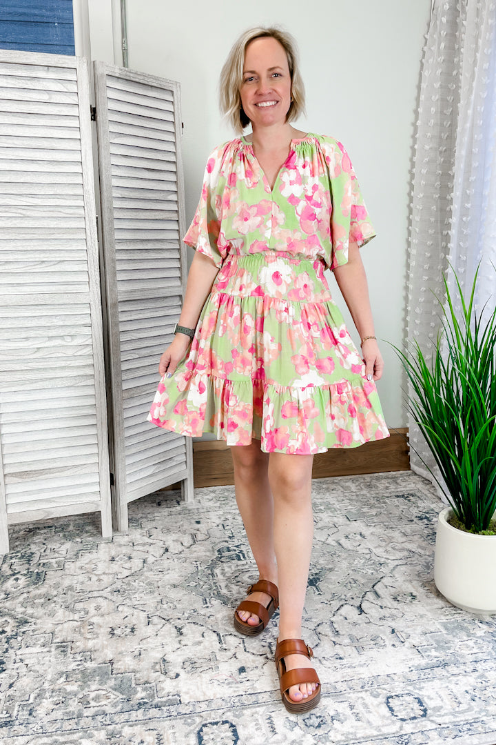 Women's printed dress with smocked waist.