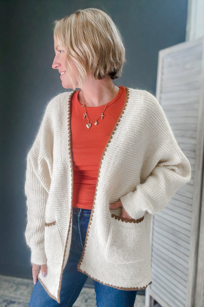 Contrast Trim Knit Cardigan