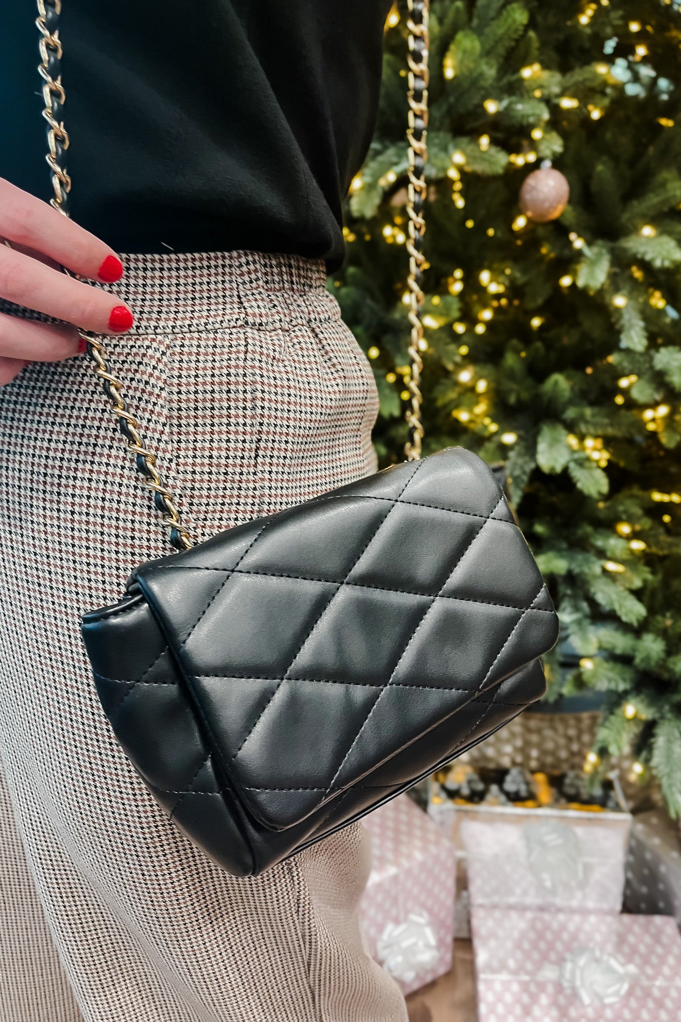 Prague Quilted Crossbody