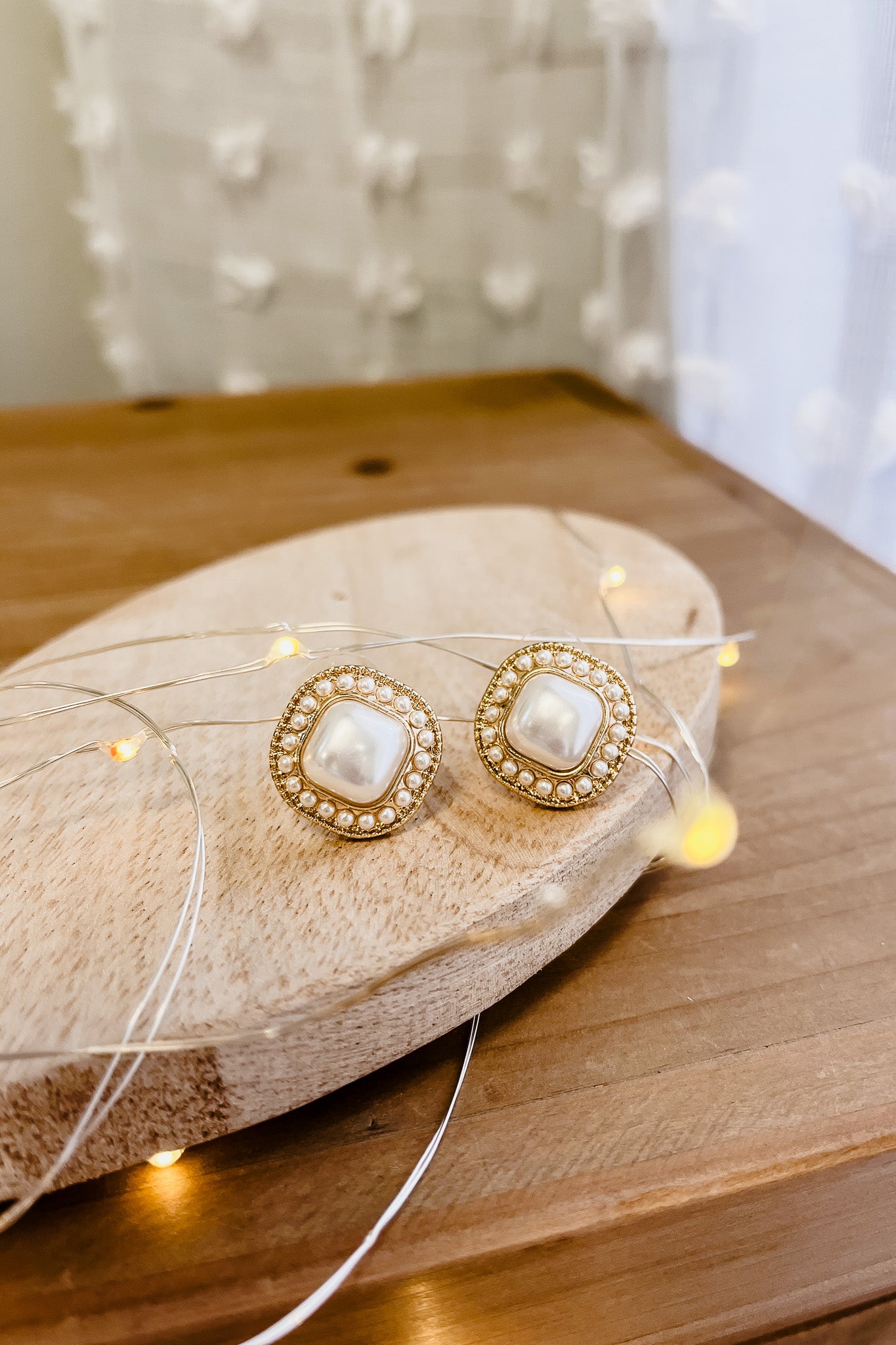 Pearl Studs