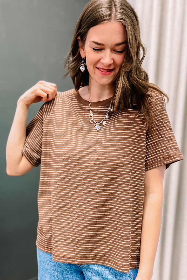 Short sleeved striped top with raglan sleeve Brown