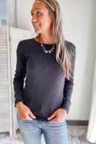 Women's round neck ribbed long sleeve top black