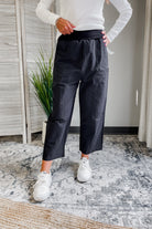 Women's cropped wide leg pants cargo dropped inseam