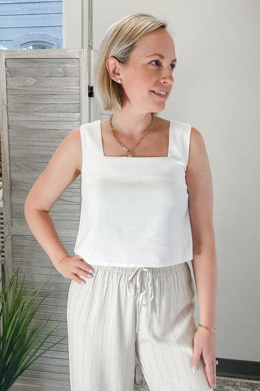 Women's cropped linen blend tank top with square neckline