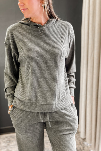 Ribbed Hooded Sweatshirt
