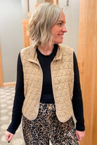 Women's quilted zip-up vest Tan