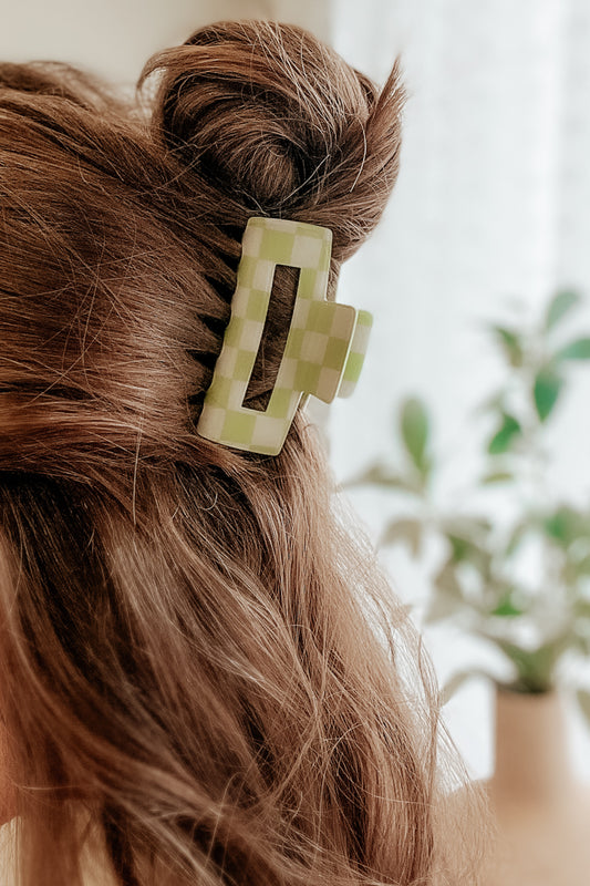 lime green checker claw clip