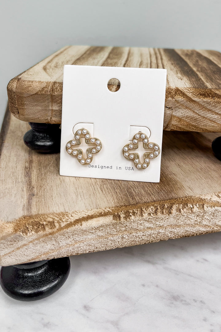 Pearl Clover Studs