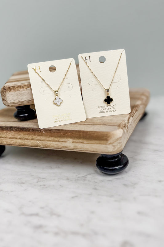 Shell Clover Pendant Necklace