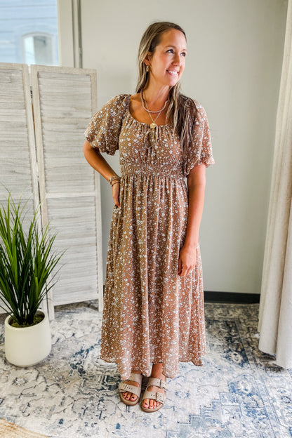 Women's scoop neck maxi dress