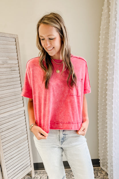 Women's oversized cropped boxy tee with front pocket fuchsia