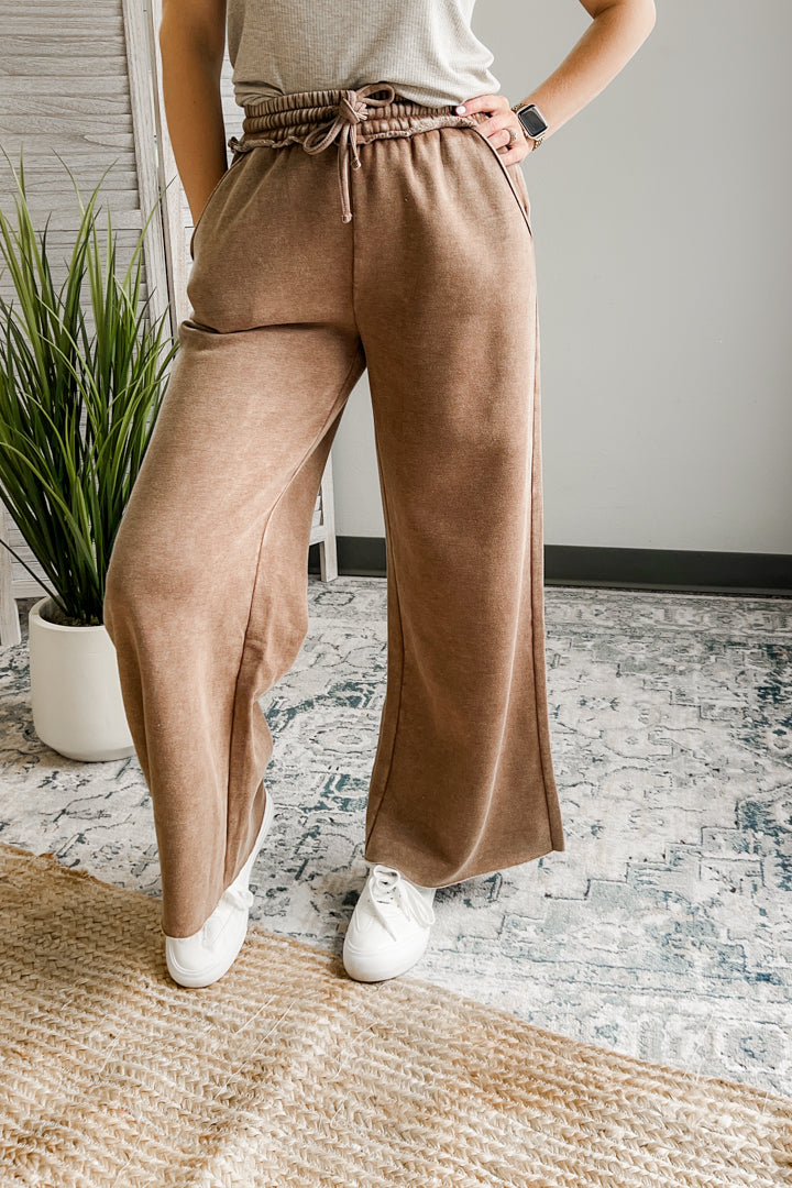 Women's wide leg, mineral washed sweatpants brown
