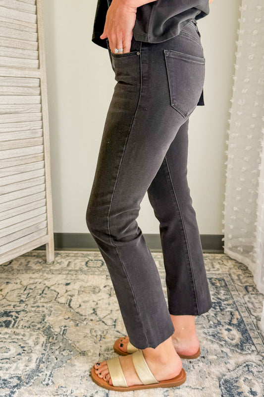 Mid Rise Straight Raw Hem