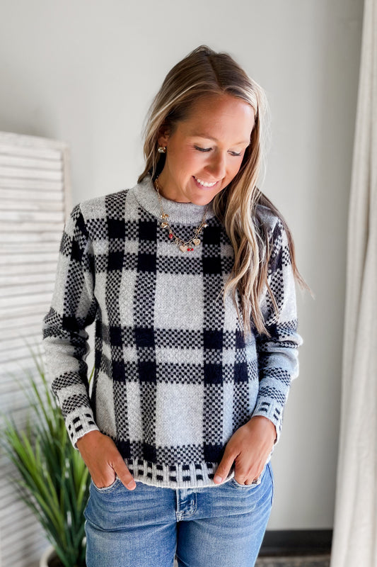 Women's plaid knitted grey black sweater