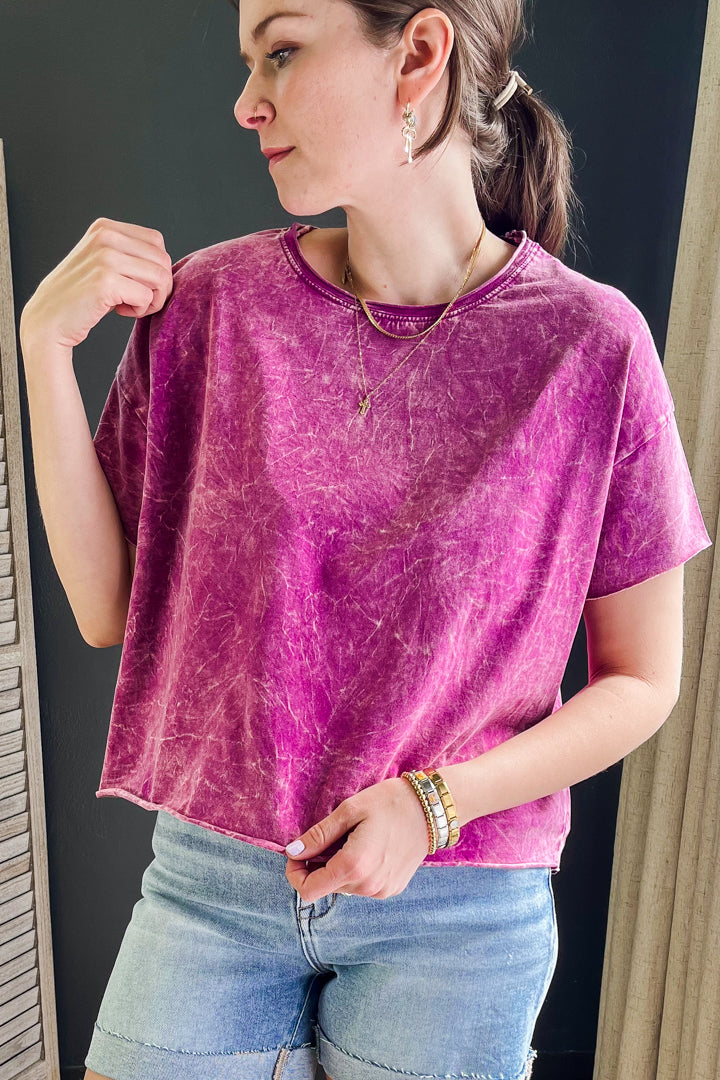 Boxy, cropped mineral washed crew neck tee