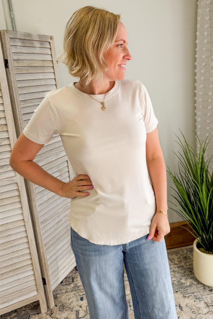 Women's ribbed tee with curved hem beige