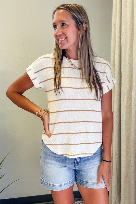 Women's relaxed-fitting striped top ivory tan knit short sleeve