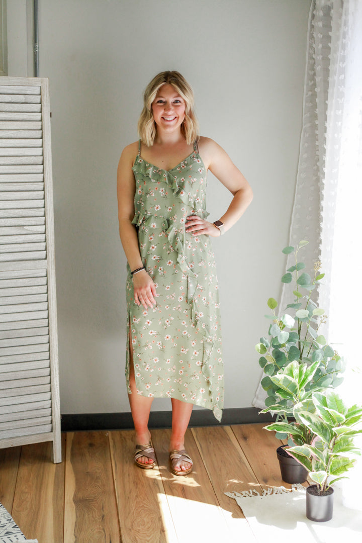 womens ruffle sleeveless green floral midi dress slit