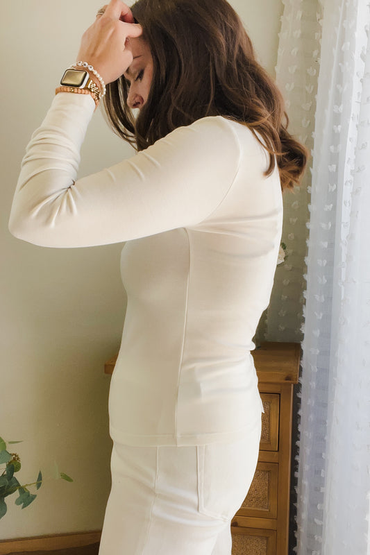 Round Neck L/S Top