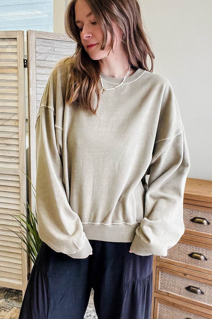 Mineral Washed Sweatshirt